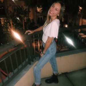 Meet your Posher, Paige